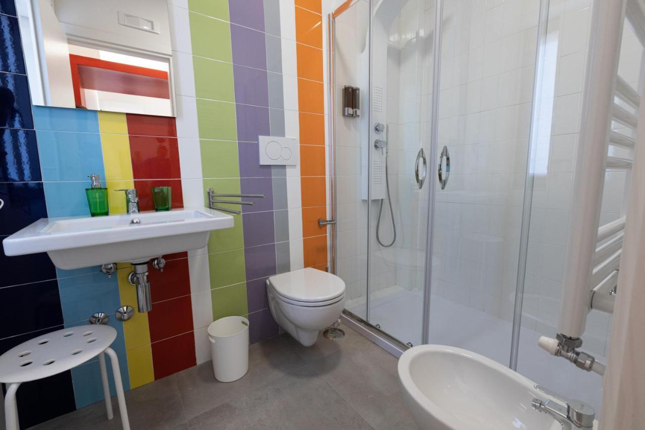 Valmontone Travel Rooms Ngoại thất bức ảnh