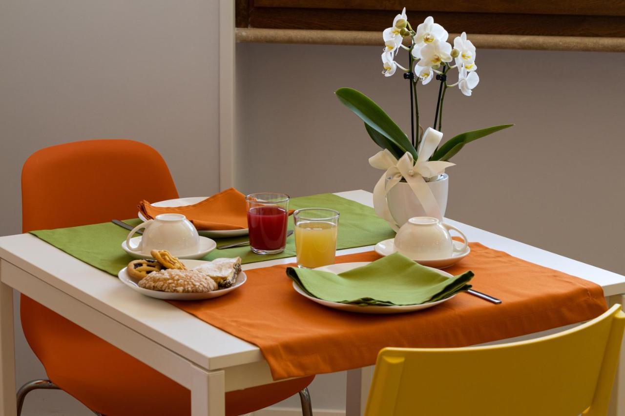 Valmontone Travel Rooms Ngoại thất bức ảnh